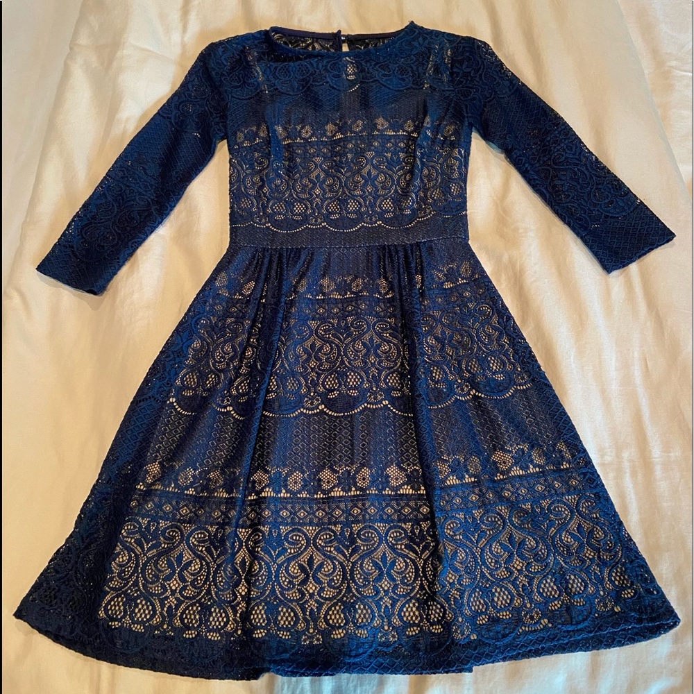 Lace dress
